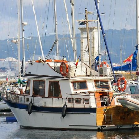 Barco 12 Mts Centro Cangas Eksteriør billede